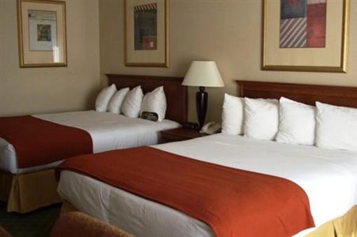 фото отеля Holiday Inn Express Auburn