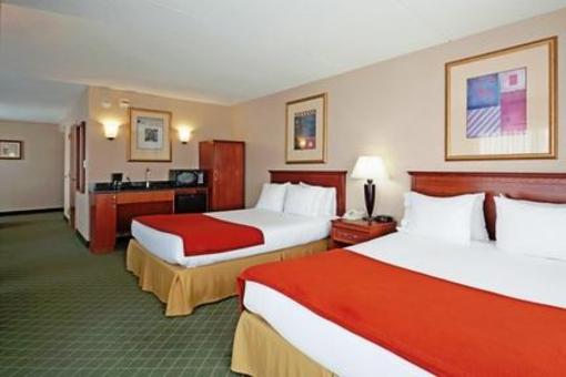 фото отеля Holiday Inn Express Auburn