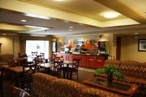 фото отеля Holiday Inn Express Auburn