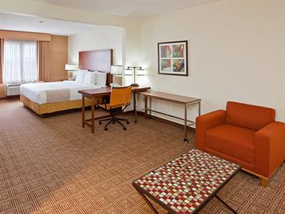 фото отеля La Quinta Inn & Suites Chicago-Northshore