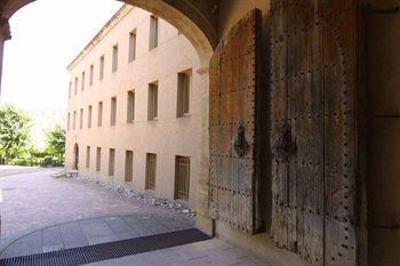 фото отеля Monestir de les Avellanes Hotel Os de Balaguer