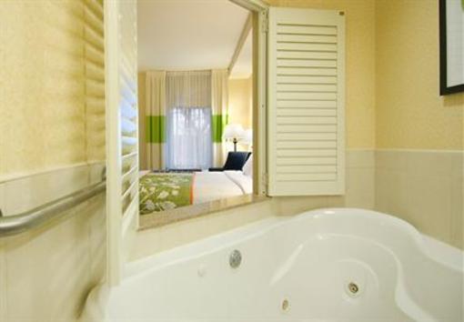 фото отеля Fairfield Inn & Suites Worcester Auburn