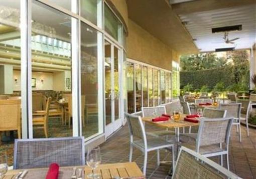 фото отеля Warner Center Marriott Woodland Hills