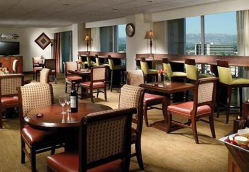 фото отеля Warner Center Marriott Woodland Hills