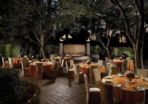 фото отеля Warner Center Marriott Woodland Hills