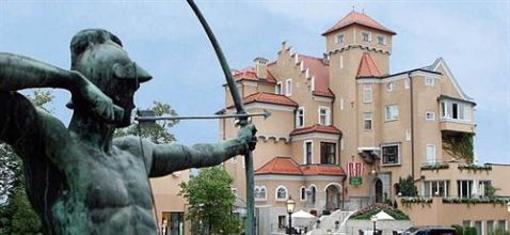 фото отеля Hotel Schloss Monchstein
