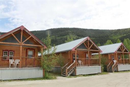 фото отеля Klondike Kates Cabins & Restaurant