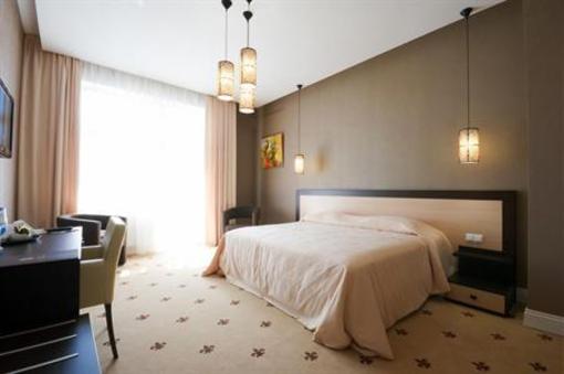 фото отеля Ark Palace Hotel Apartments