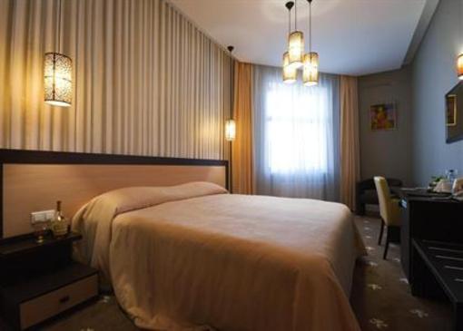фото отеля Ark Palace Hotel Apartments