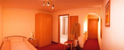 фото отеля Grünen Baum Hotel Vils