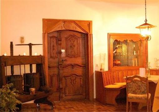 фото отеля Gastehaus Kuhn's Weinschenke