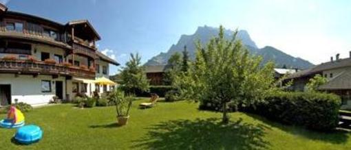 фото отеля Appartement Zugspitzhof