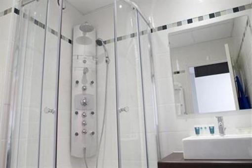фото отеля Thalasstonic Hotel Roscoff