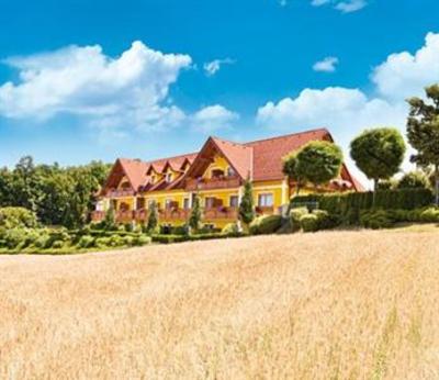 фото отеля Hotel Maria Theresienhof Loipersdorf