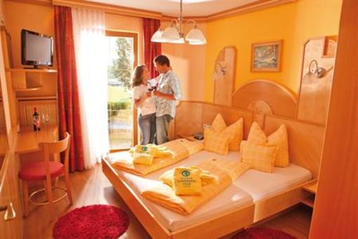 фото отеля Hotel Maria Theresienhof Loipersdorf