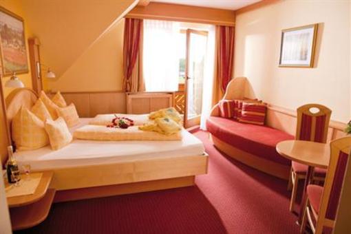фото отеля Hotel Maria Theresienhof Loipersdorf