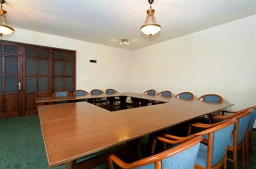 фото отеля Gastland M0 Hotel es Etterem