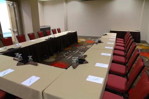 фото отеля Embassy Suites Ontario-Airport