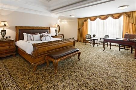 фото отеля Crowne Plaza Hotel Maruma Hotel & Casino