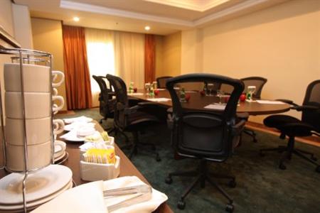 фото отеля Crowne Plaza Hotel Maruma Hotel & Casino
