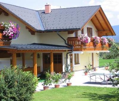 фото отеля Land und Appartementhaus Pircher Aich