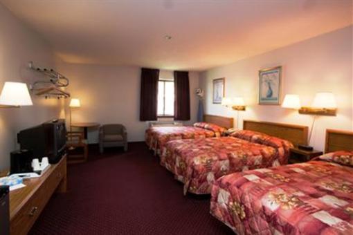 фото отеля Eastbrook Inn