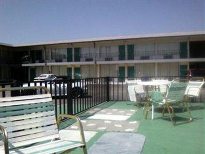 фото отеля Relax Inn and Suites Hope