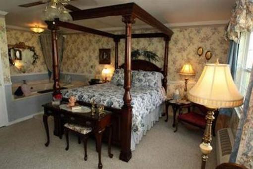 фото отеля The Dickey House Bed & Breakfast