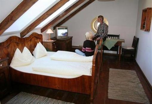 фото отеля Hotelchen Dollacher Dorfwirtshaus Grosskirchheim
