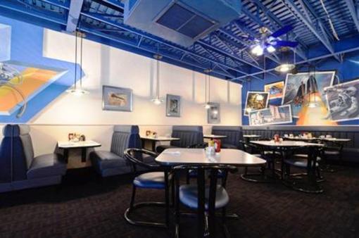 фото отеля BEST WESTERN Space Age Lodge