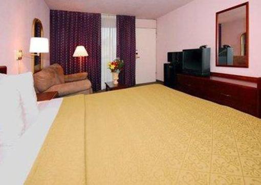 фото отеля Quality Inn Meadowlands