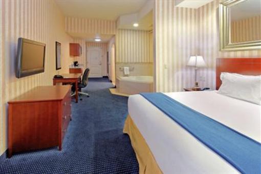 фото отеля Holiday Inn Express Hotel & Suites Lathrop