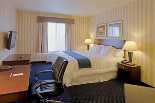 фото отеля Holiday Inn Express Hotel & Suites Lathrop