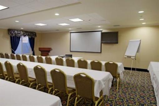 фото отеля Holiday Inn Express Hotel & Suites Lathrop