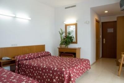 фото отеля Surf Mar Hotel Lloret de Mar