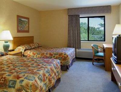 фото отеля Baymont Inn Bridgeport