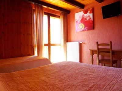 фото отеля Hotel Les Catrems Orcieres