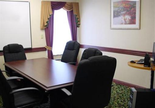 фото отеля Fairfield Inn Detroit Troy / Madison Heights