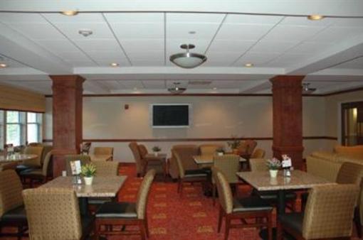 фото отеля Holiday Inn Express Hotel & Suites Tilton