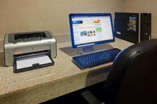фото отеля Holiday Inn Express Hotel & Suites Tilton