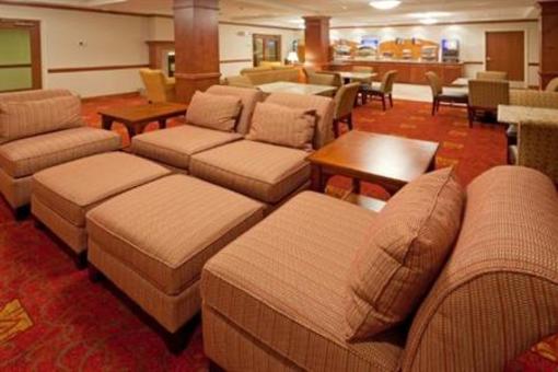 фото отеля Holiday Inn Express Hotel & Suites Tilton