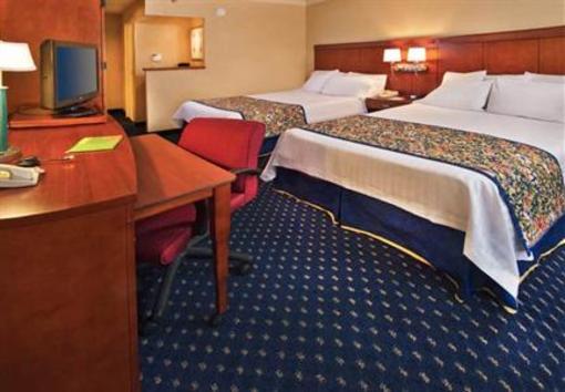 фото отеля Courtyard by Marriott Tinton Falls