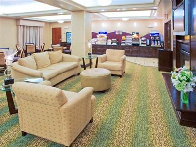 фото отеля Holiday Inn Express Hotel & Suites Chestertown