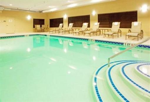фото отеля Holiday Inn Express Hotel & Suites Chestertown