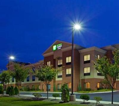 фото отеля Holiday Inn Express Hotel & Suites Chestertown