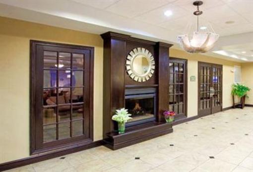 фото отеля Holiday Inn Express Hotel & Suites Chestertown