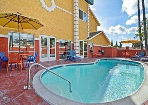 фото отеля Quality Inn I-15 Miramar