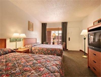 фото отеля City Center Motel