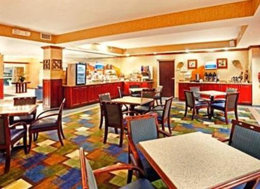 фото отеля Holiday Inn Express Kings Mountain