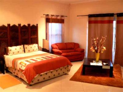 фото отеля Zandberg Guest House Somerset West